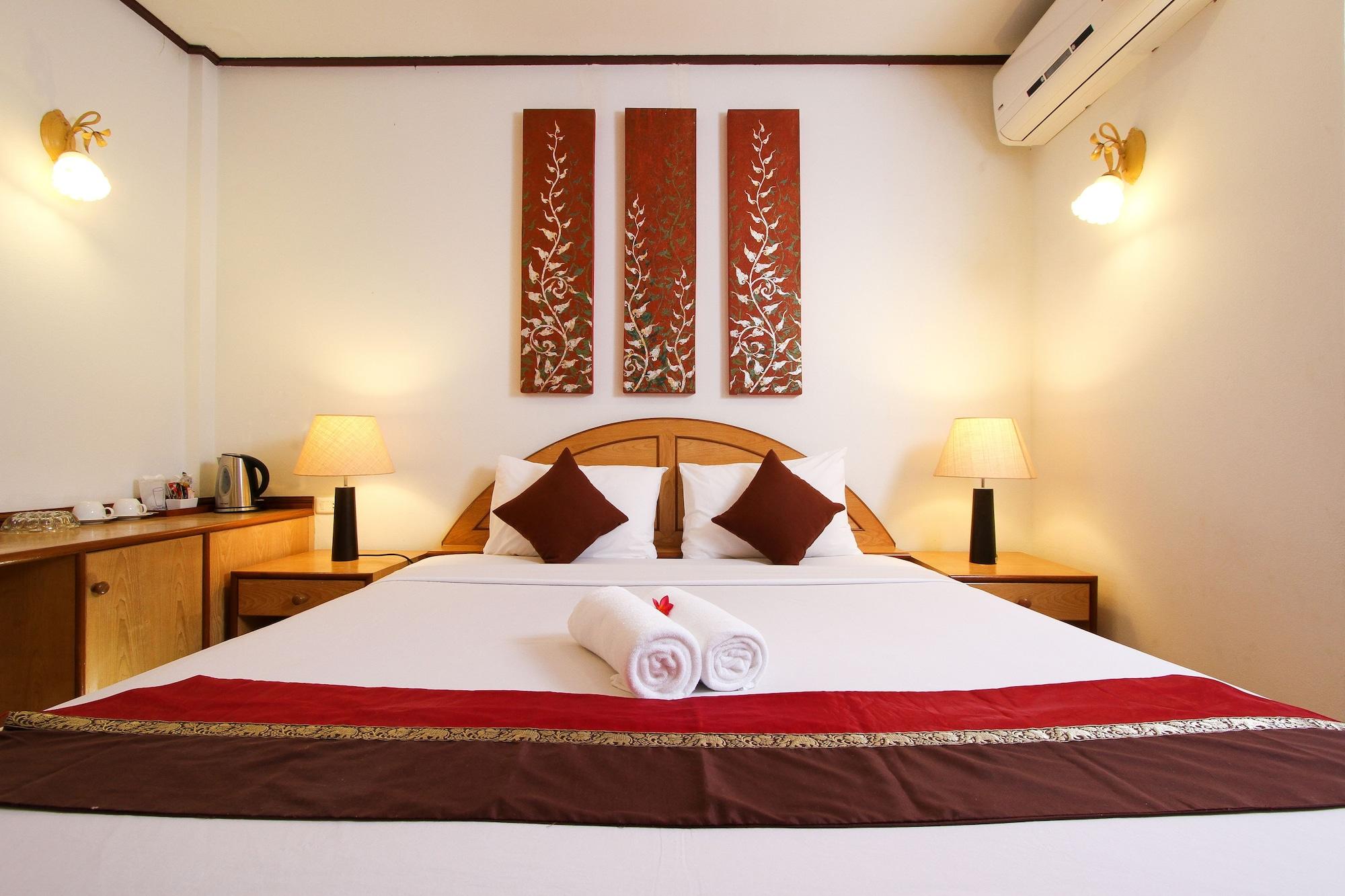 Eden Resort & Villas Phuket Patong Exteriör bild