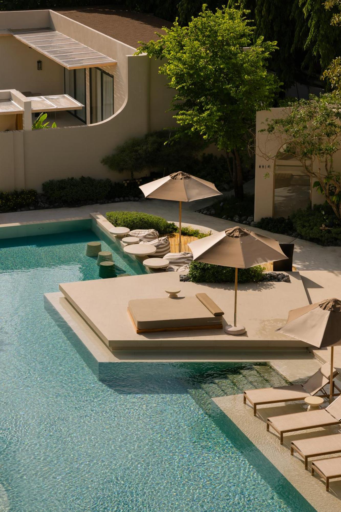 Eden Resort & Villas Phuket Patong Exteriör bild